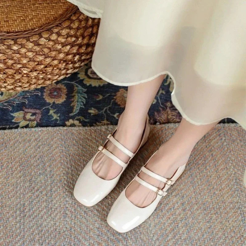 נעלי עקב נמוך- קלייר